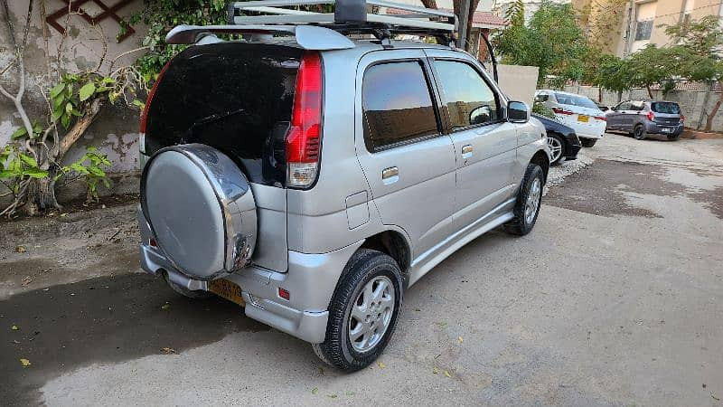daihatsu-terios-kid-2004-big-2