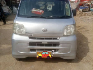 daihatsu-hijet-2010-2015