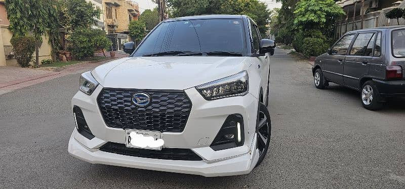 toyota-raize-rocky-20222025-z-package-25-plus-average-hybrid-big-13