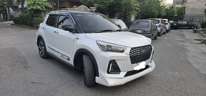 toyota-raize-rocky-20222025-z-package-25-plus-average-hybrid-big-3