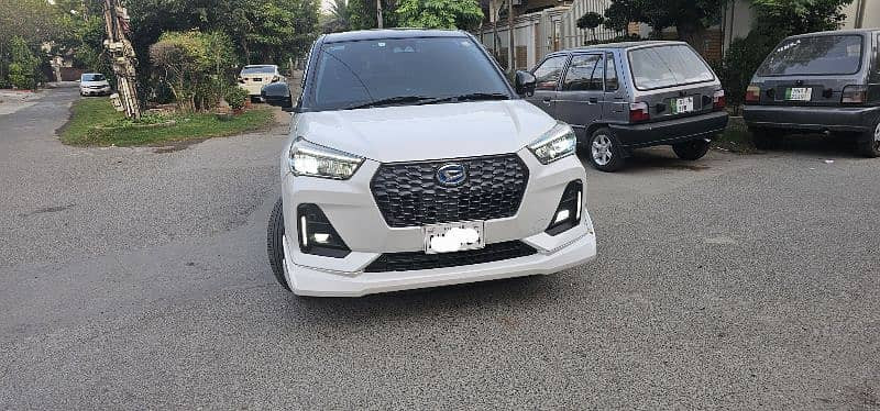 toyota-raize-rocky-20222025-z-package-25-plus-average-hybrid-big-2