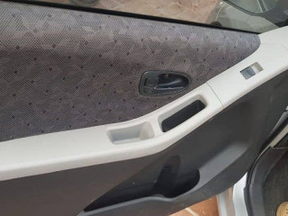 toyota-vitz-2014