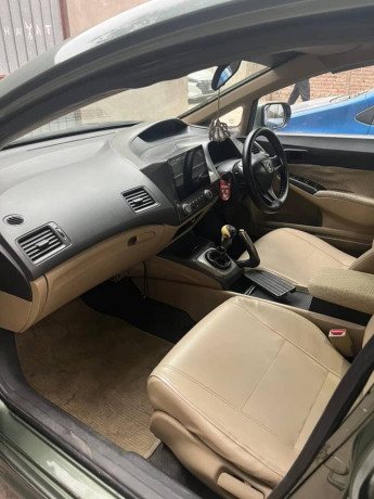 civic-manual-hard-top-2008-big-5