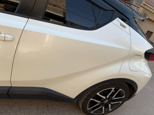 toyota-c-hr-gr-sports-edition-top-of-the-line-package-new-shape-big-4
