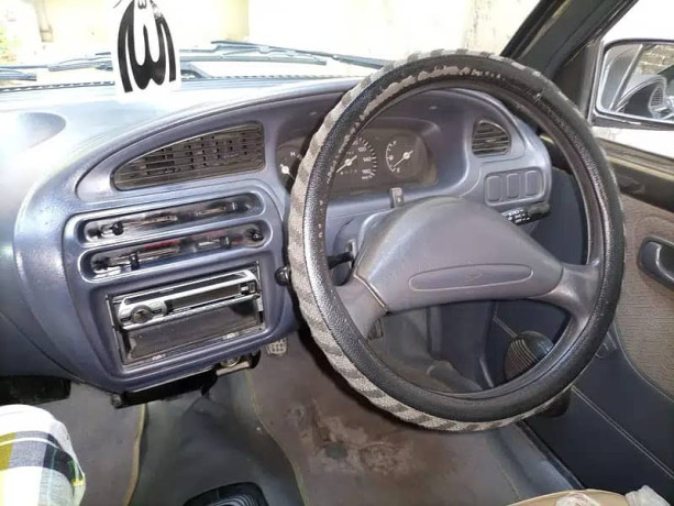 daihatsu-cuore-2007-big-5