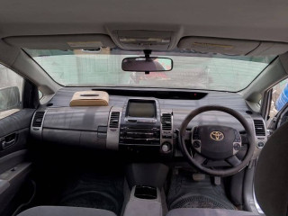 toyota-prius-2010