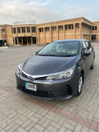 toyota-corolla-gli-2019-big-0