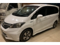 honda-freed-small-2