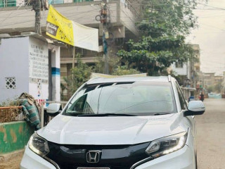 honda-vezel-2015