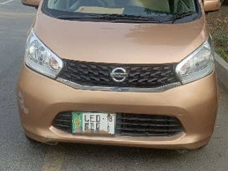 nissan-days-push-start-automatic-1518-model-all-genuine