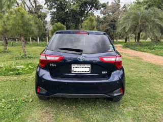 toyota-vitz-2018-hybrid