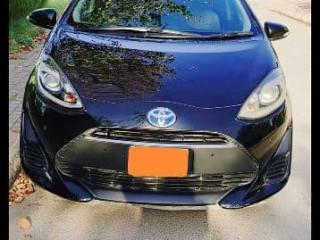 toyota-aqua-2018