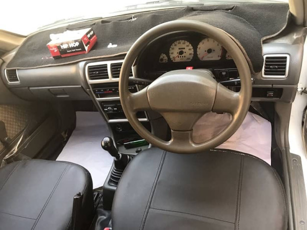 suzuki-cultus-vxr-2011-big-6