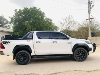 toyota-revo-rocco-2023