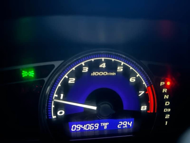 honda-civic-oriel-top-of-the-line-ug-2008-big-12