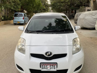 toyota-vitz-f