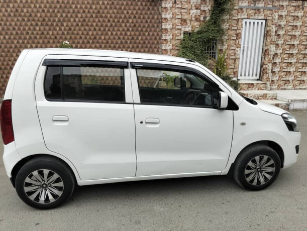 suzuki-wagon-r-vxl-model-2018-in-genuine-big-9