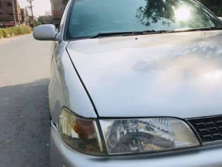 toyota-corolla-2002-chill-ac-petrol
