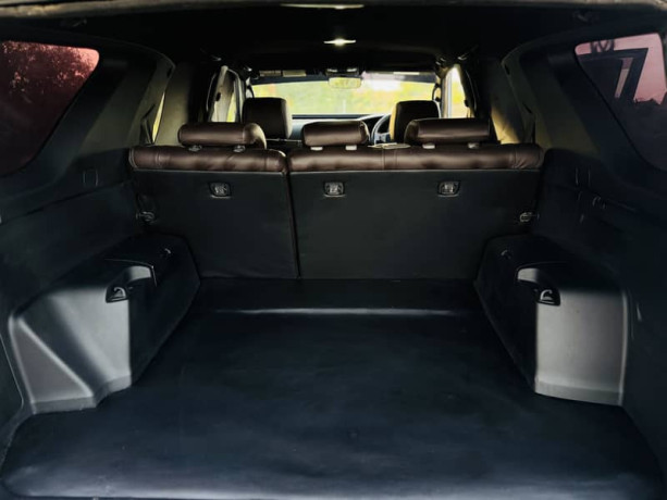 toyota-surf-ssr-x-27-big-13