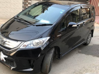 honda-freed-hybrid