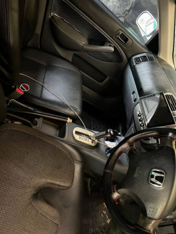 honda-civic-vti-oriel-prosmatec-2004-big-0
