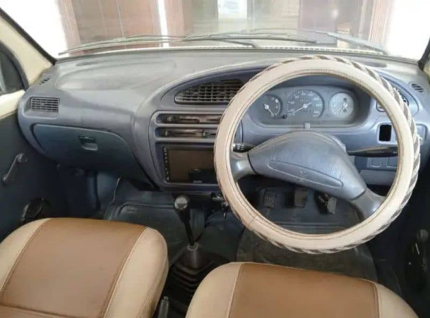 daihatsu-cuore-2007-big-3
