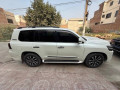 toyota-land-cruiser-2010-small-12