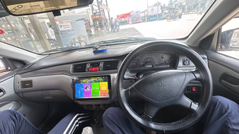 mitsubishi-lancer-gl-13-big-5