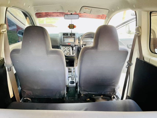 daihatsu-mira-660cc-2011-model-automatic-big-9