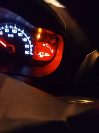 suzuki-cultus-vxl-2018-big-17