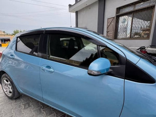 toyota-vitz-2015