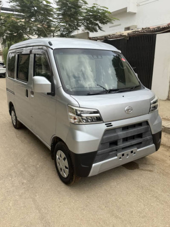 daihatsu-hijet-2020-half-cruise-same-clipper-every-scrum-wagon-mira-big-1