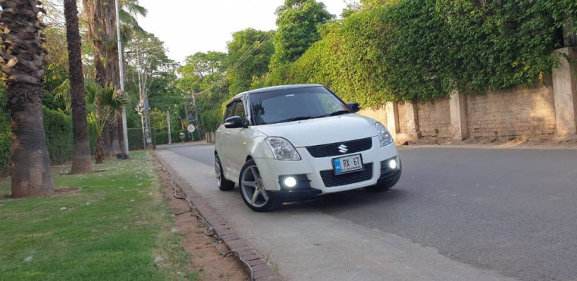 suzuki-swift-2011-big-1