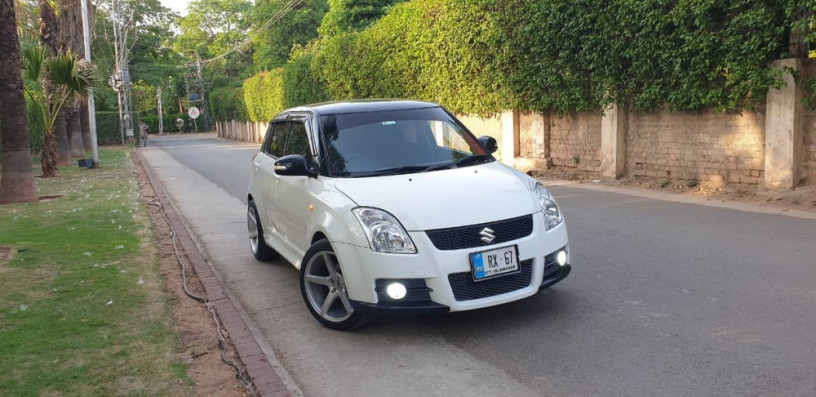 suzuki-swift-2011-big-2
