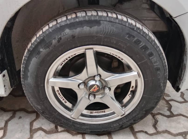 suzuki-alto-2019-vxl-big-11