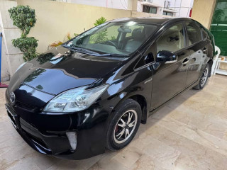 toyota-prius-201418