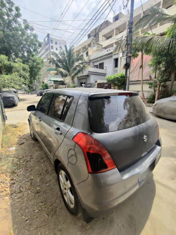 suzuki-swift-13-dlx-navigation-big-4