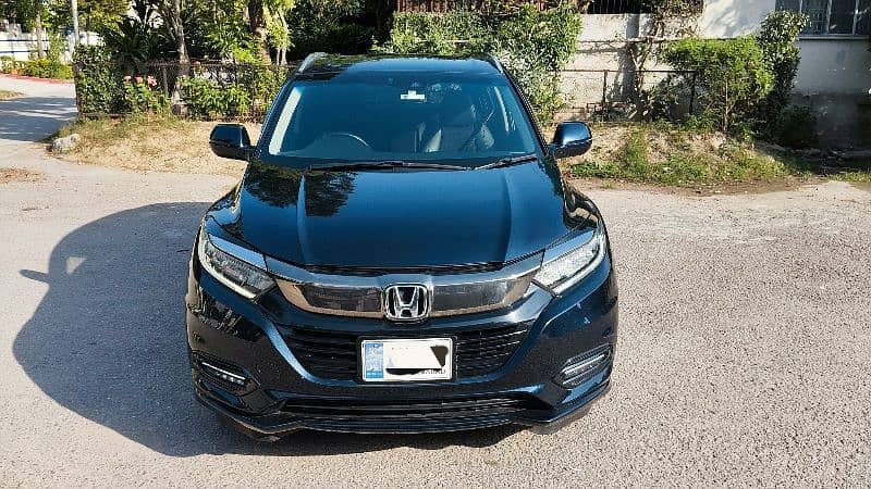 honda-vezel-2018-z-sensing-big-0