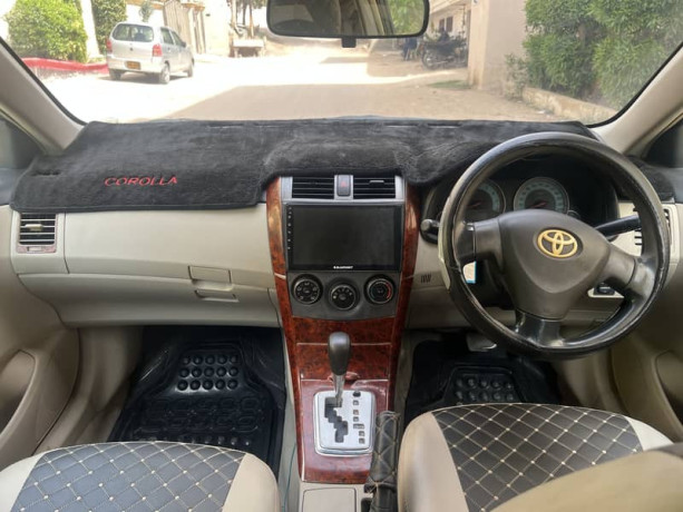 toyota-corolla-gli-16-automatic-2012-big-7
