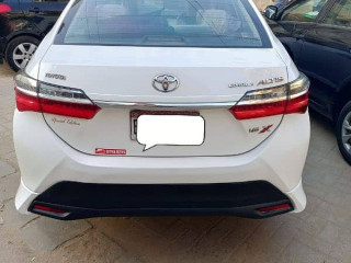toyota-corolla-altis-2022