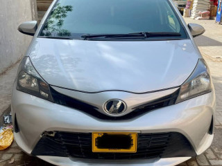 toyota-vitz-10-2015