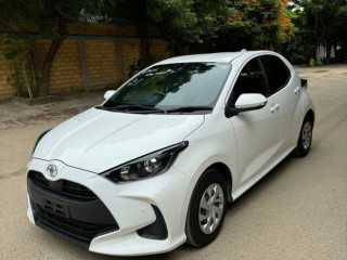 toyota-yaris-2021-hatchback