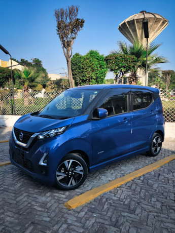 nissan-dayz-highway-star-g-turbo-pro-pilot-big-2