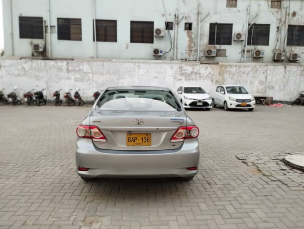 corolla-gli-2013-special-edition-big-1