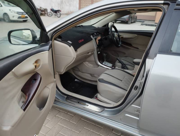 corolla-gli-2013-special-edition-big-0