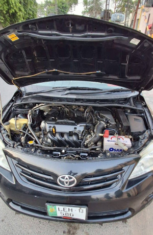 toyota-corolla-xli-vvti-2013-model-big-10
