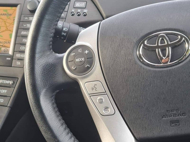toyota-prius-t-spirit-top-of-the-line-variant-big-10