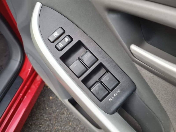 toyota-prius-t-spirit-top-of-the-line-variant-big-14