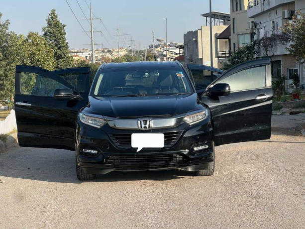 honda-vezel-z-sensing-model-2018-import-2023-unregistered-big-1
