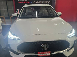 mg-hs-phev-2025